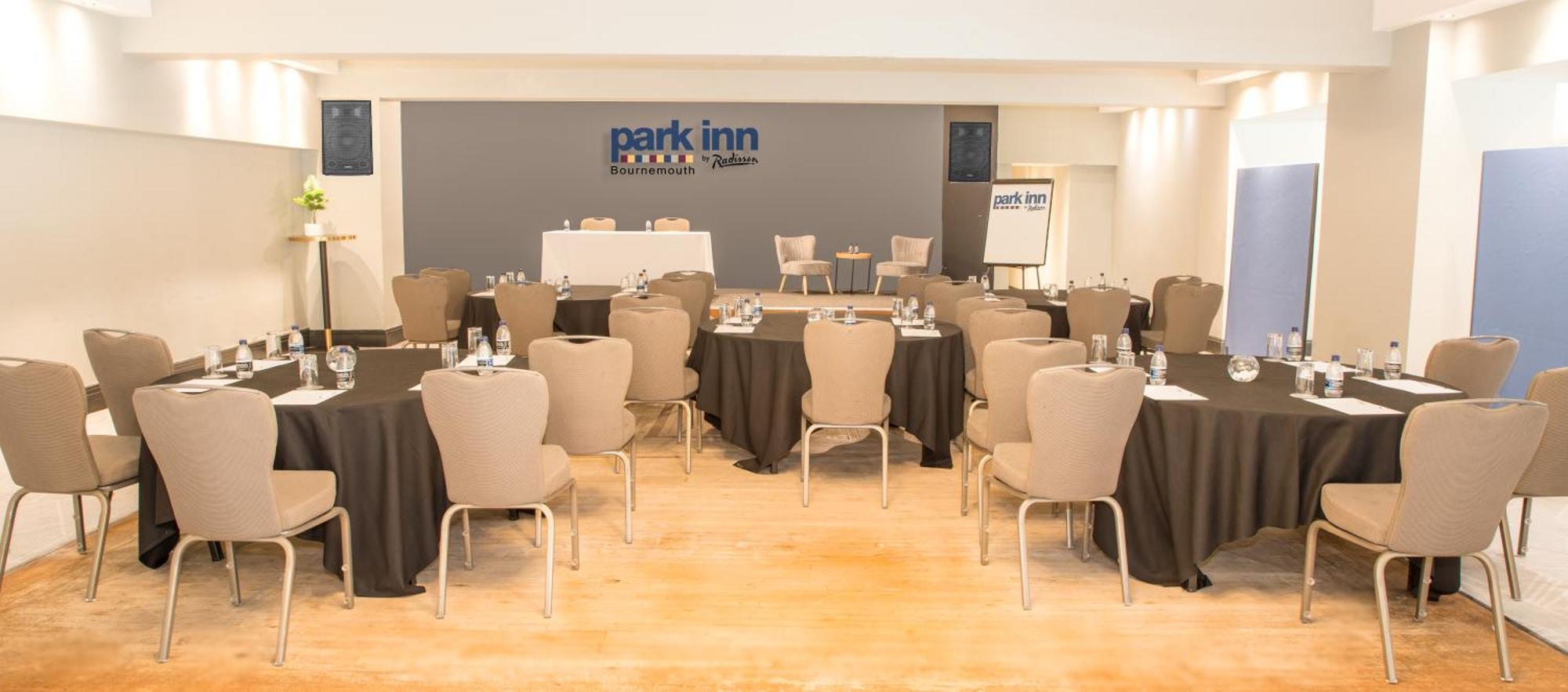 Park Inn By Radisson 伯恩茅斯 外观 照片
